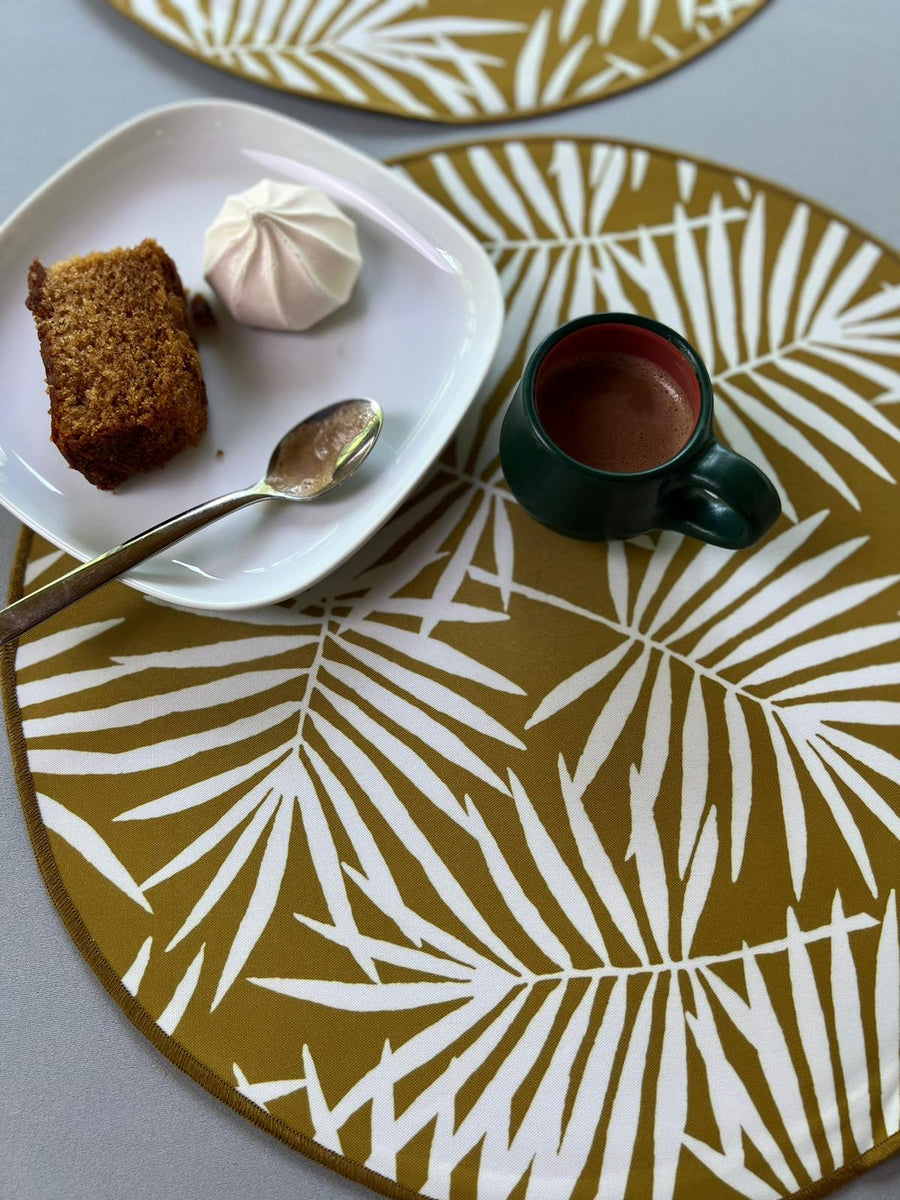 Round Vinyl Palm Leaf Placemats Set of 6 Pom Gifts